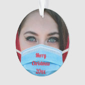 Grappig dat je foto's met een masker met een kerst ornament (voorkant)