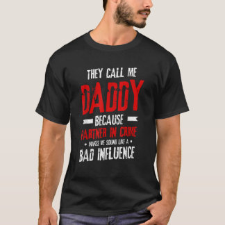 Grappig dat ze me papa noemen omdat ik partner in t-shirt