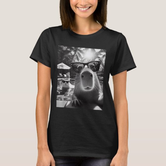Grappig Dierenzwembad Capybara Selfie met ca T-shirt (Voorkant)