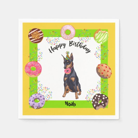 Grappig Doberman Donut Verjaardagsfeestje Servet (Voorkant)