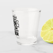 Grappig Drinken Voor de Spiegel Shot Glas (Rechts)