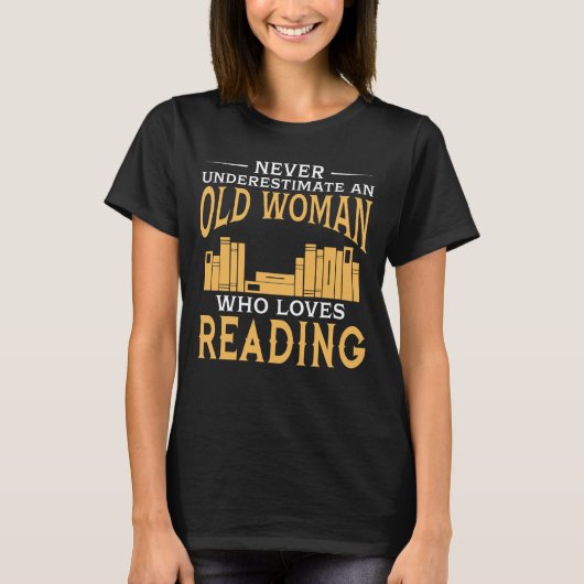 Grappig een oude vrouw die graag leest t-shirt (Voorkant)