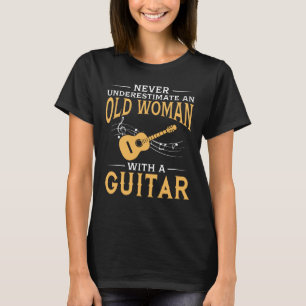 Grappig een oude vrouw met gitaar t-shirt