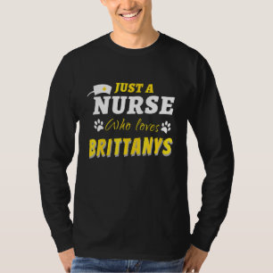 Grappig een verpleegster die van de Britse gezondh T-shirt
