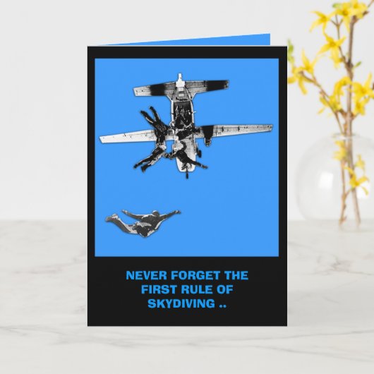 Grappig, eerste regel van skydiving verjaardag kaart (Gele Bloem)