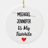 Grappig favoriet kind met gepersonaliseerde 2 name keramisch ornament (Achterkant)