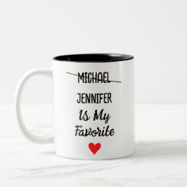 Grappig favoriet kind met gepersonaliseerde 2 name tweekleurige koffiemok