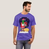 Grappig Frankenstein draagt kerstmanpak T-shirt (Voorkant volledig)