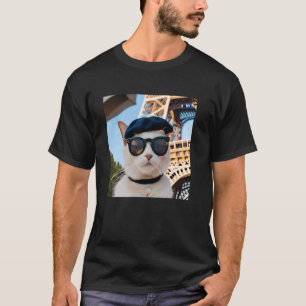 Grappig Frankrijk Eiffeltoren Kat Draagt een Baret T-shirt