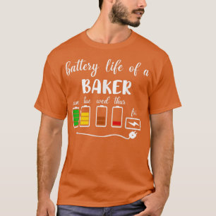Grappig gebruik van de batterij voor het baken van t-shirt