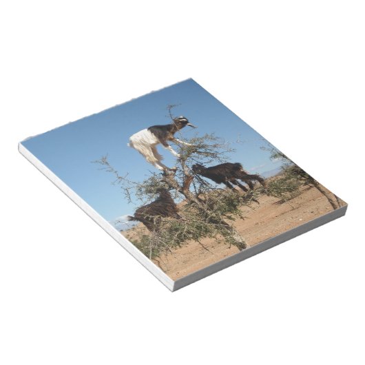 Grappig geit in een boom notitieblok (Schuin)