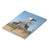 Grappig geit in een boom notitieblok (Linkerzijde)