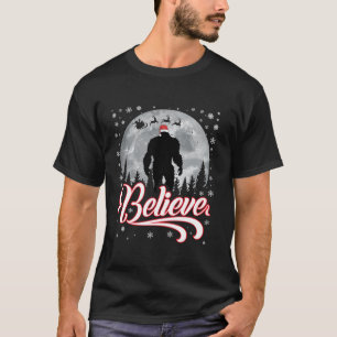 Grappig Geloof Kerstmis Bigfoot Santa Hat Moon Sce T-shirt