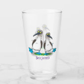 Grappig, gelukkig blauw gefundeerde cartoon die op glas (Voorkant)