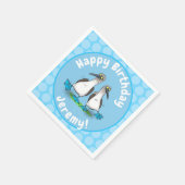 Grappig, gelukkig blauw gefundeerde cartoon die op servet (Hoek)