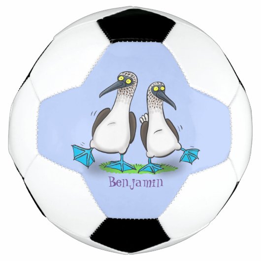 Grappig, gelukkig blauw gefundeerde cartoon die op voetbal (Voorkant)