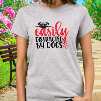 Grappig Gemakkelijk afgeleid door Pug honden T-shirt