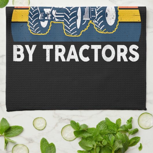 Grappig gemakkelijk afgeleid door tractoren-Shirt  Theedoek (Gevouwen)