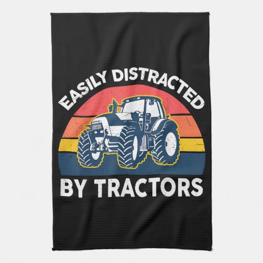 Grappig gemakkelijk afgeleid door tractoren-Shirt Theedoek (Verticaal)