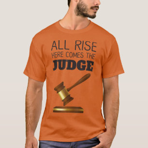 Grappig genoeg komt hier de jurydocent. t-shirt