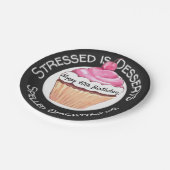 Grappig gestresst is desserts citaat Happy Birthda Papieren Bordje (Gekanteld)