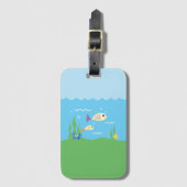 Grappig gewoon door te zwemmen onder water vis in  bagagelabel (Voorkant (verticaal))