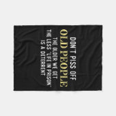 Grappig Gezegde dont oude mensen cadeau voor manne Fleece Deken (Voorkant (Horizontaal))