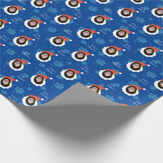 Grappig gezicht Vrolijk kerstfeest in het Spaans F Cadeaupapier (Hoek)