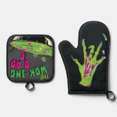 Grappig Ghoulishly Delicious De Wok-ing Dad Pun Ovenwant & Pannenlap Set (Voorkant)