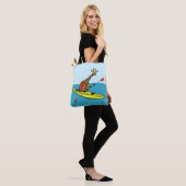 Grappig giraf zee kajakken tote bag (Op model)
