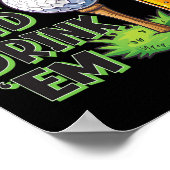 Grappig golfen Laten we hem laten zinken en Drinke Poster (Hoek)