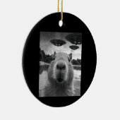 Grappig Graphic Capybara Selfie met UFO's Raar Keramisch Ornament (Rechts)