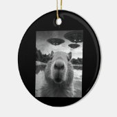 Grappig Graphic Capybara Selfie met UFO's Raar Keramisch Ornament (Links)