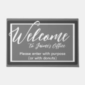 Grappig Grijs Aangepaste Naam Kantoor Werkplaats D Deurmat (Voorkant)