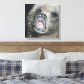 Grappig grizzly Beren welp likken het glasraam Canvas Afdruk (Insitu (Slaapkamer))