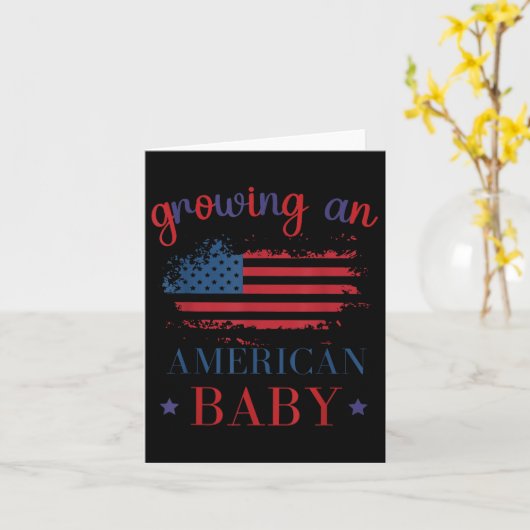 Grappig Groeien Een Amerikaanse Baby Zwangerschap Kaart (Gele Bloem)
