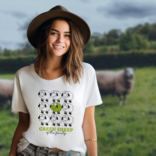 Grappig groen schaap van de familie, vegan t-shirt