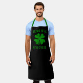 Grappig groen zwart St Patrick's Day pub apron Schort (Gedragen)