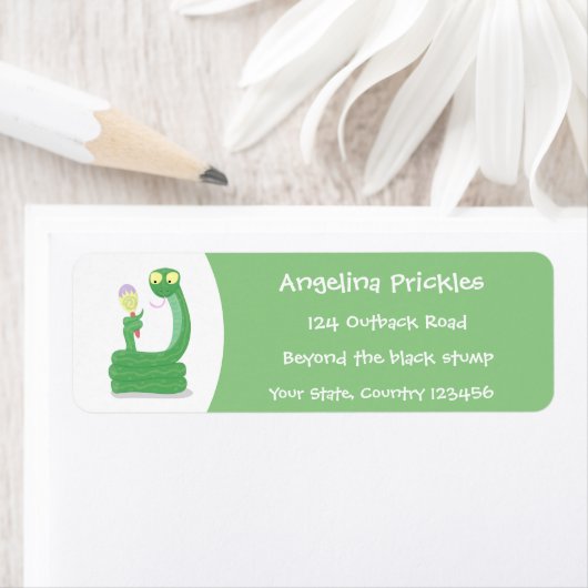 Grappig groene slang met maraca-cartoon etiket (Insitu)