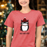 Grappig Grouchy Cat Catmas Humor Kerst Tri-Blend Shirt<br><div class="desc">Stap in de feestelijke sfeer met een hilarische twist! Ons Cat-mas Christmas-shirt is voorzien van een knapperige,  geïrriteerde zwart-witte smoking die verstrikt zit in vakantielichten en Ho Ho Ho Ho-humor naar uw vakantiegarderobe brengt. Perfect voor kattenliefhebbers en lachzoekers!</div>