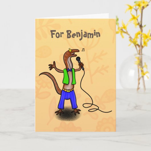 Grappig hagedis met cartoon van microfoon kaart (Gele Bloem)