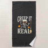 Grappig Halloween Creep It Real Dansende Skelet De Strandlaken (Voorkant)