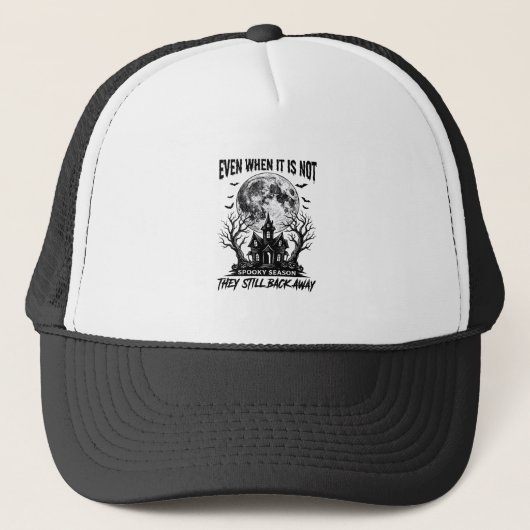 Grappig Halloween-shirt Spookseizoen Wegloopontwer Trucker Pet (Voorkant)