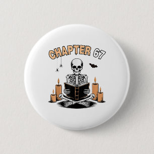Grappig Halloween Skelet Leest Boek 67 Memes _2  Ronde Button 5,7 Cm