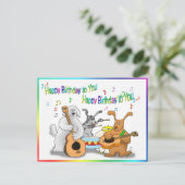 Grappig Happy Birthday kaart met honden spelen (Staand voorkant)