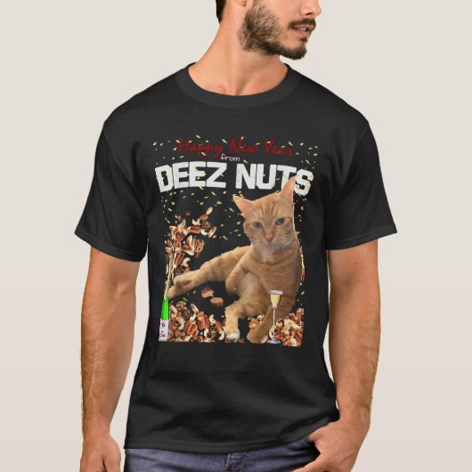 Grappig Happy Nieuwjaar Cat Deez Nuts grap T-shirt (Voorkant)