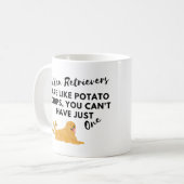 Grappig hondencitaat: Goldens zijn als chips Koffiemok (Voorkant links)