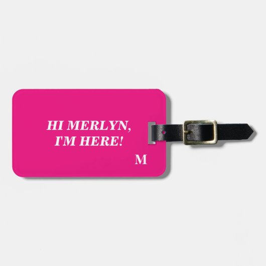 Grappig Hot Pink Monogram Typografie Naam Script Bagagelabel (Voorkant horizontaal)