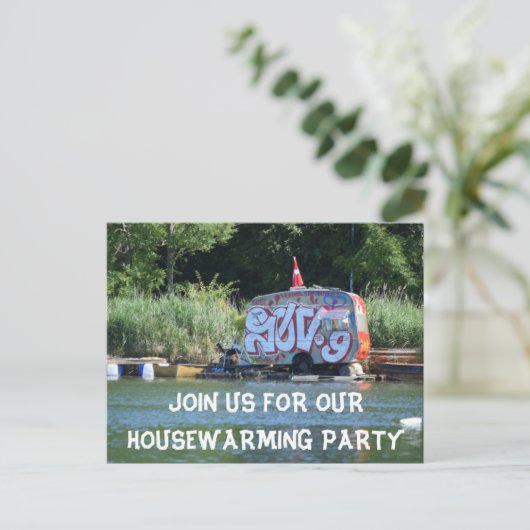 Grappig Huis Warming Party Aankondigingskaart (Staand voorkant)