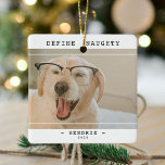 Grappig huisdier 'Definieer ondeugend' Foto Kerstm Keramisch Ornament<br><div class="desc">Funny Pet Photo Kerst keramisch ornament. Design beschikt over een foto van uw huisdier (hond,  kat,  konijn etc),  de kop 'Definieer Naughty',  hun naam en Jaar. Alle tekst is eenvoudig aan te passen met behulp van de sjabloon.</div>